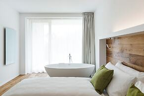 Alea Garda Lake Suite