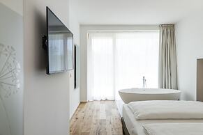 Alea Garda Lake Suite