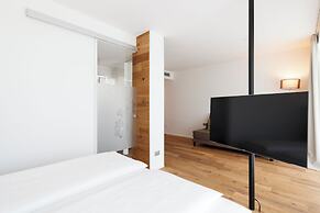 Alea Garda Lake Suite