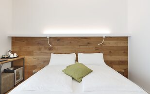 Alea Garda Lake Suite