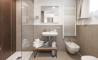 Alea Garda Lake Suite