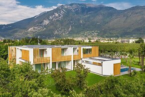 Alea Garda Lake Suite