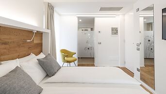 Alea Garda Lake Suite