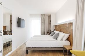 Alea Garda Lake Suite