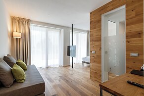 Alea Garda Lake Suite