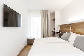 Alea Garda Lake Suite