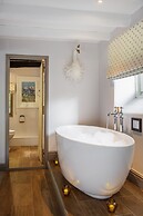 The Hideaway & Spa Terrace at Tregoose Old Mill