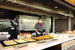 Hampton by Hilton Technology City