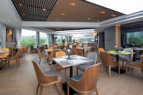 Hampton by Hilton Technology City