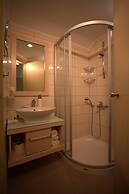 Can Garden Beach Hotel