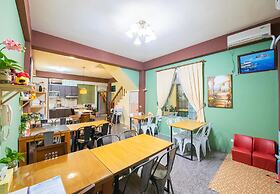 Moonlight Fengqing Homestay