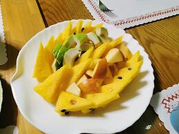 Moonlight Fengqing Homestay