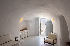 Oia Spirit Boutique Residences