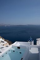 Oia Spirit Boutique Residences