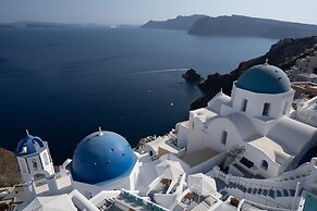 Oia Spirit Boutique Residences