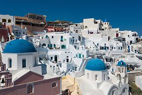 Oia Spirit Boutique Residences