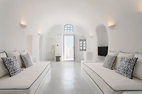 Oia Spirit Boutique Residences