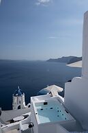 Oia Spirit Boutique Residences