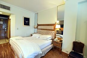 Hotel Crown CP Islamabad