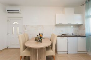 Apartments Tea & Nika