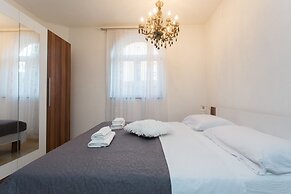 Apartments Tea & Nika