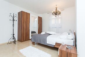 Apartments Tea & Nika