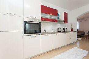 Apartments Tea & Nika