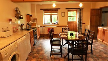 Court Farm Holiday Cottages