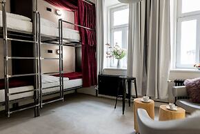 Wake Up Wellness Hostel