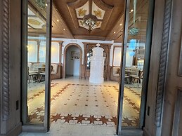 Kaiserkrone Charming Retreat