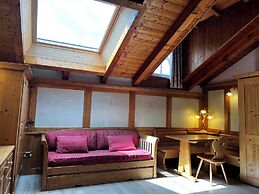 Kaiserkrone Charming Retreat