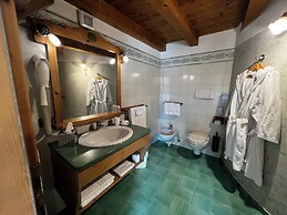 Kaiserkrone Charming Retreat