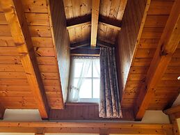 Kaiserkrone Charming Retreat