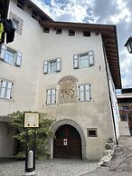 Kaiserkrone Charming Retreat