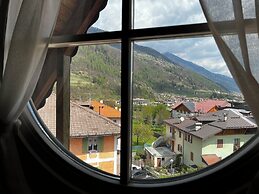 Kaiserkrone Charming Retreat