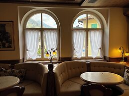 Kaiserkrone Charming Retreat