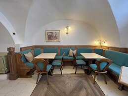 Kaiserkrone Charming Retreat