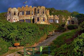 Buccara Noetzie - Lindsay Castle