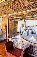 Buccara Noetzie - Lindsay Castle