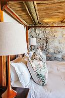 Buccara Noetzie - Lindsay Castle