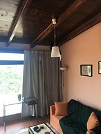 Traditional Studio near Airport