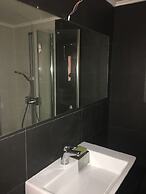 Traditional Studio near Airport