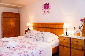 Apartment Peristil Cardo