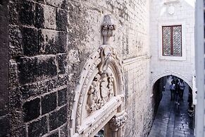 Apartment Peristil Aurea