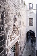 Apartment Peristil Aurea