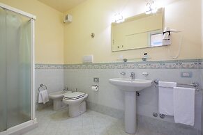 Domina Borgo degli Ulivi - Lake Garda