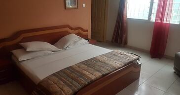 Mace Lodge