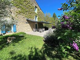 Le Clos Pastel