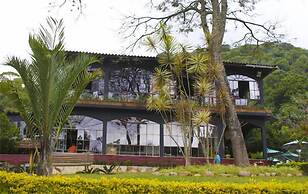 Hotel Fazenda Caluje
