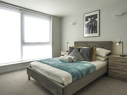 Tudors eSuites Birmingham Apartments with Gated Parking